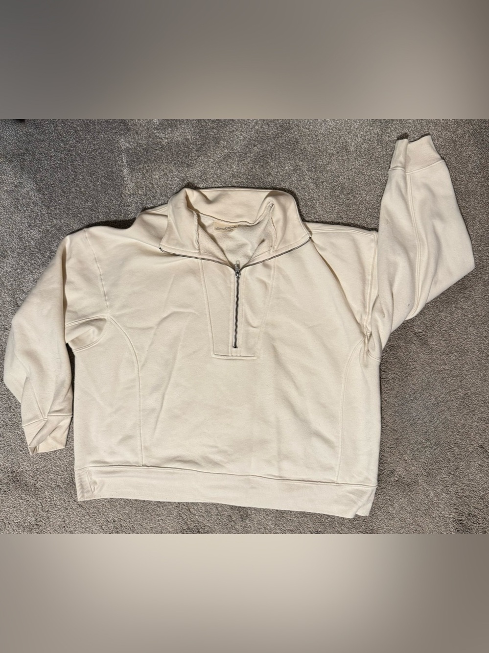 Universal Thread 1/4 Zip Sweatshirt in Cream XXL